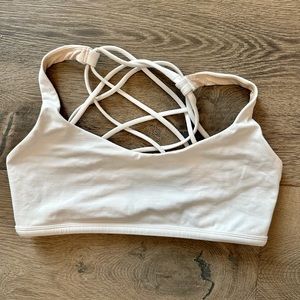 Lululemon Strappy White Sports Bra (size 8)